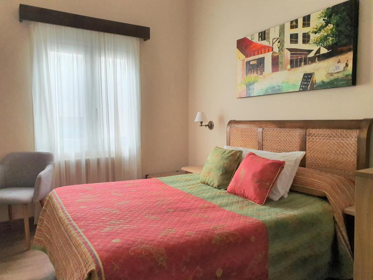 Hostal Canigo El Pont de Suert Ngoại thất bức ảnh