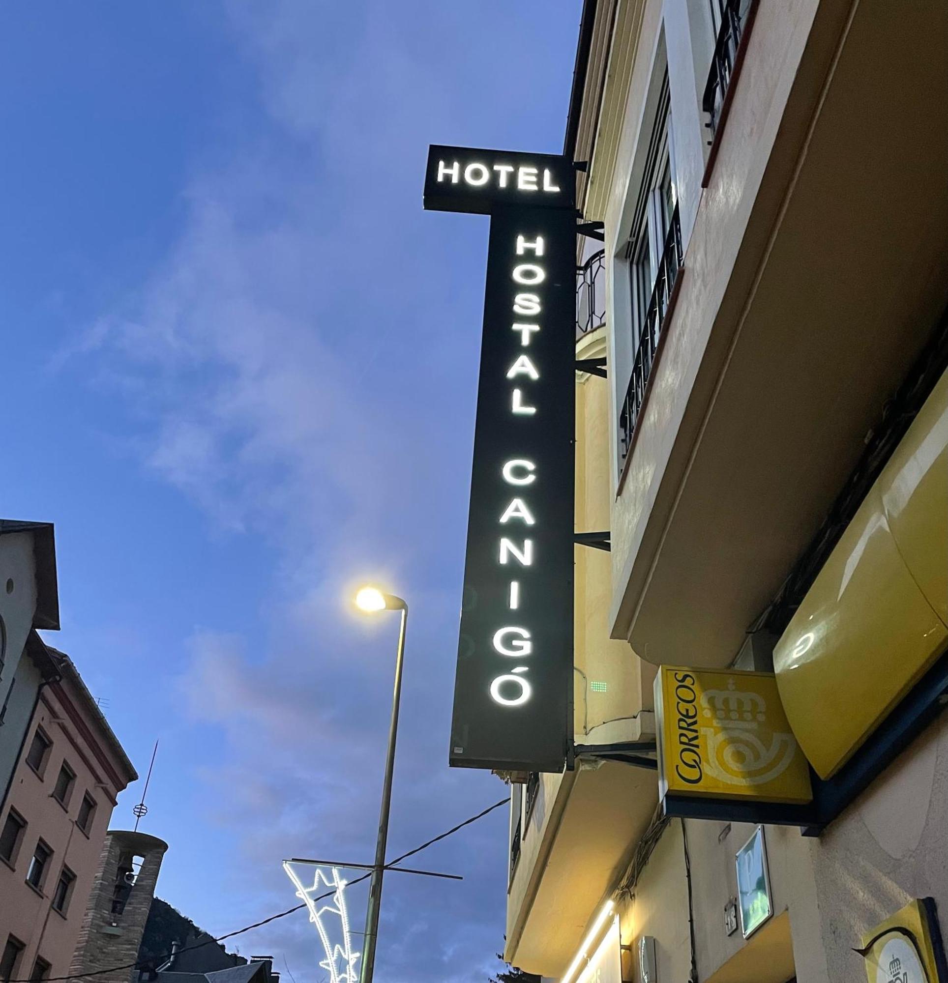 Hostal Canigo El Pont de Suert Ngoại thất bức ảnh